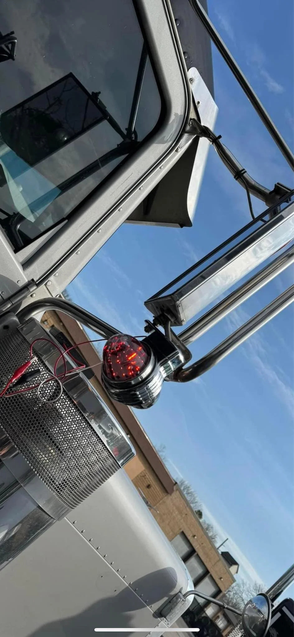 Universal Watermelon Light Bracket (Lights Not Included)