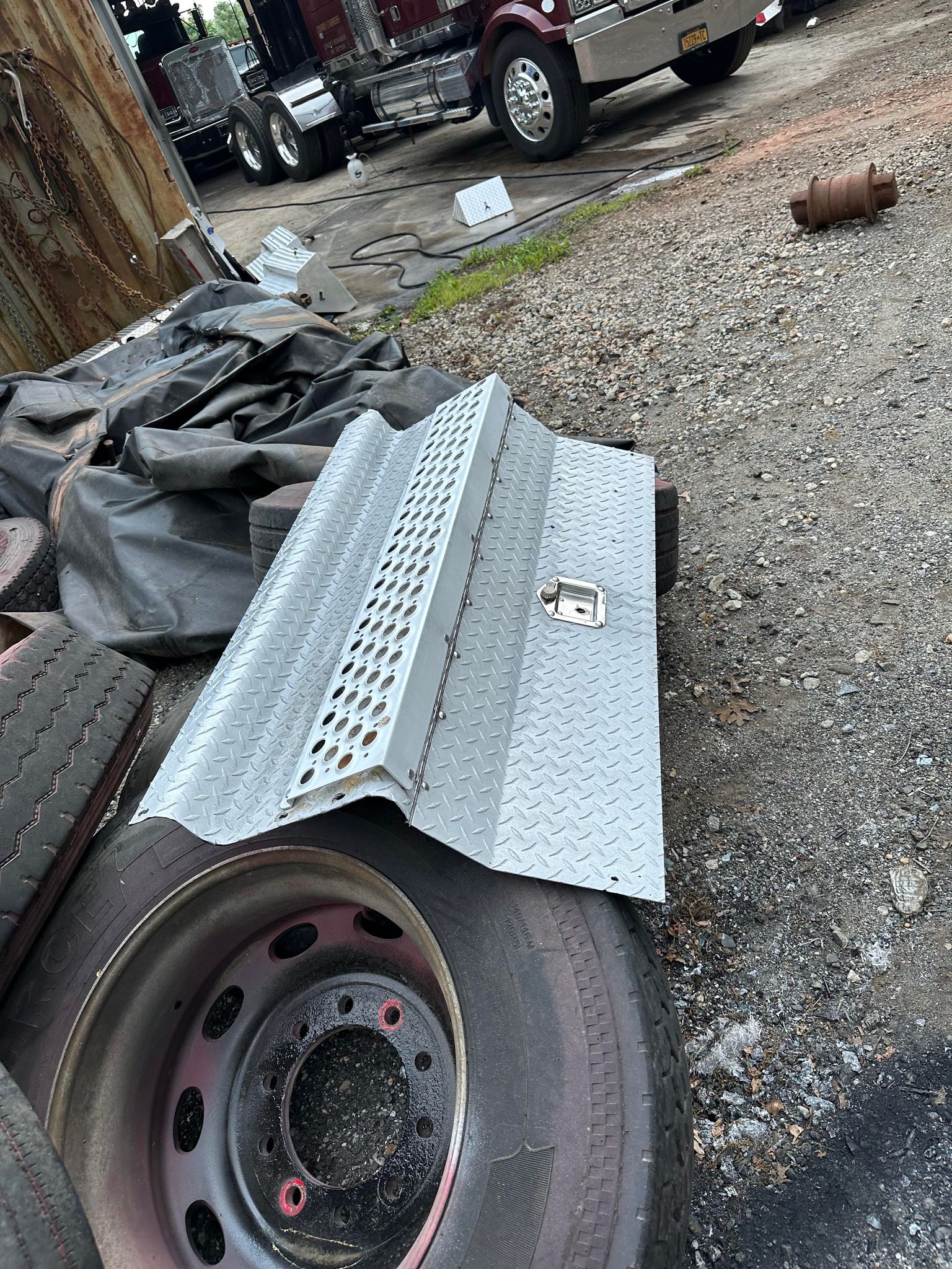 45inch W900 Tool Box Takeoff