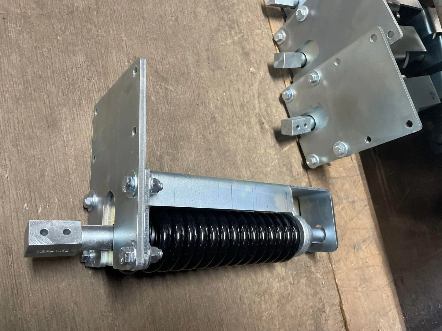 0311-960346 Driverside Undermount